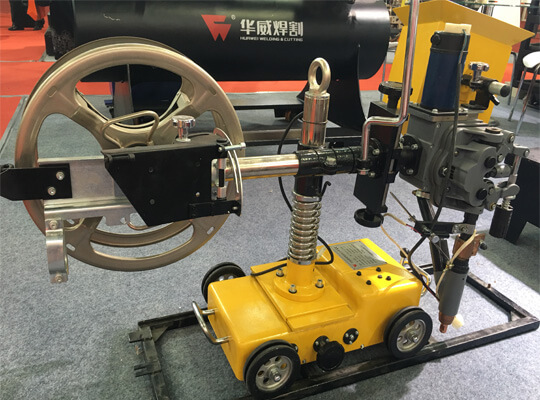 Alternative view of Rùa hàn hồ quang chìm tự động HMZ-1000 dạng xe kéo