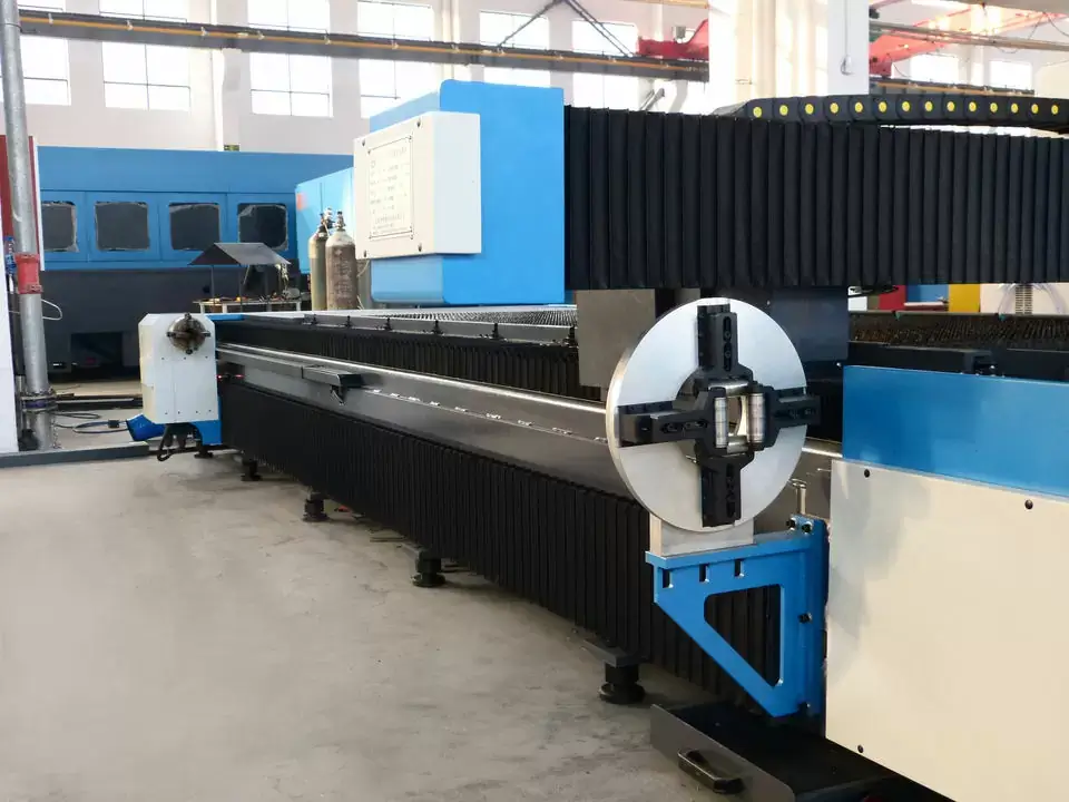 Alternative view of Máy cắt ống và tấm bằng laser sợi quang